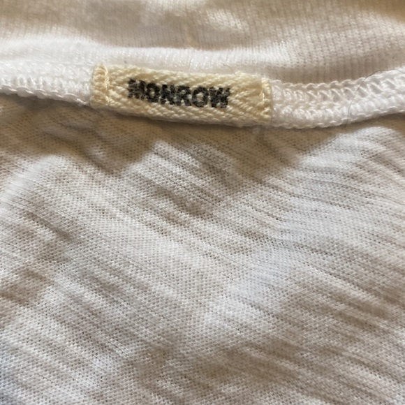 Monrow Graphic Tee - Picture 4 of 7